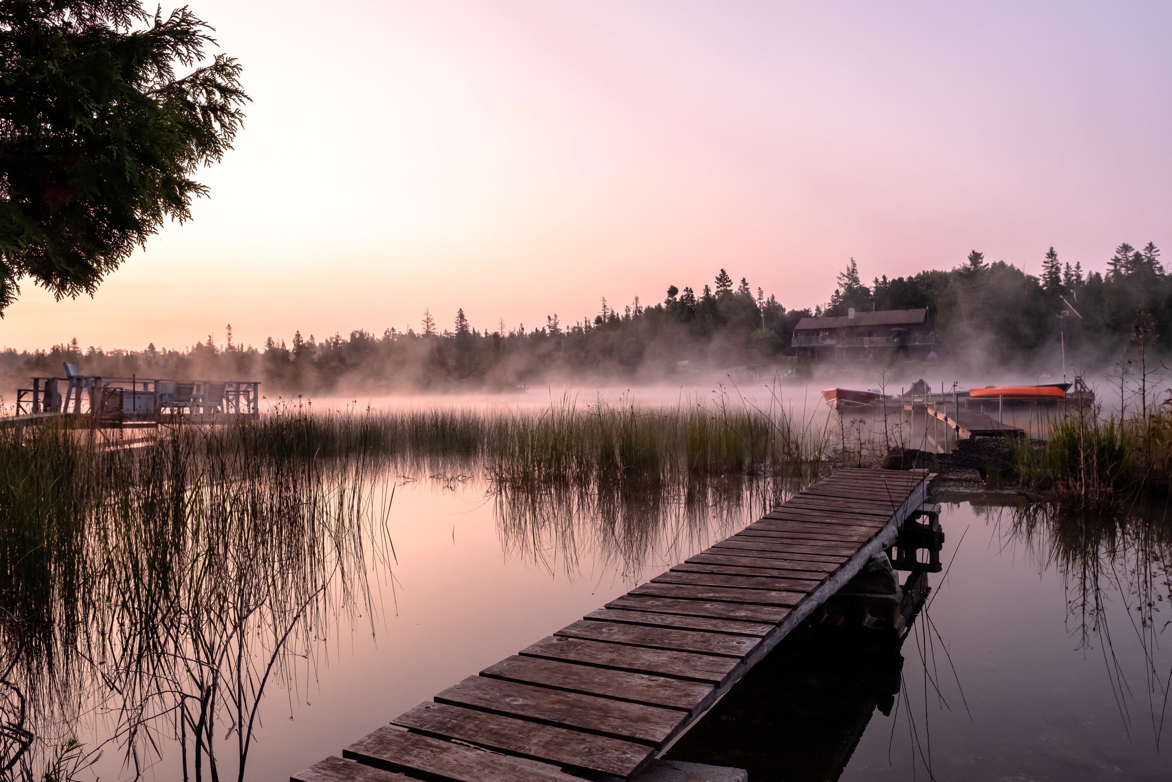 Comment choisir le bon quai pour votre chalet au Québec