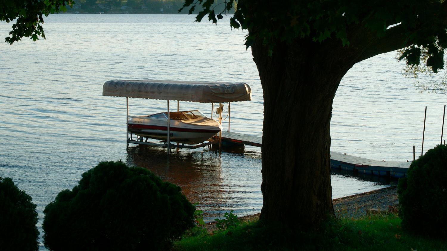 Standard canopy - Boat Lifts