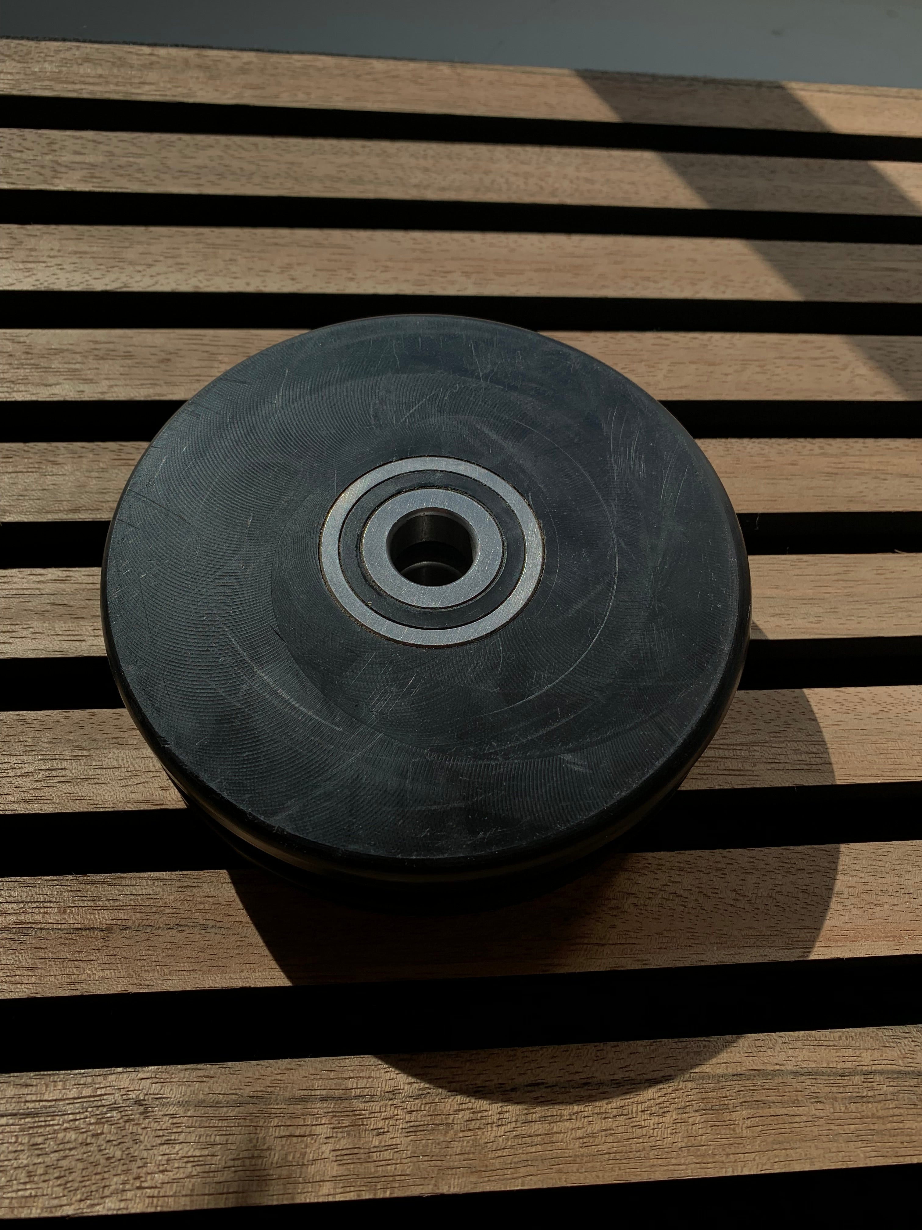 Poulie 5.625" x 1.75" + roulement a billes ZEN / cyl 10000H - 21-3031