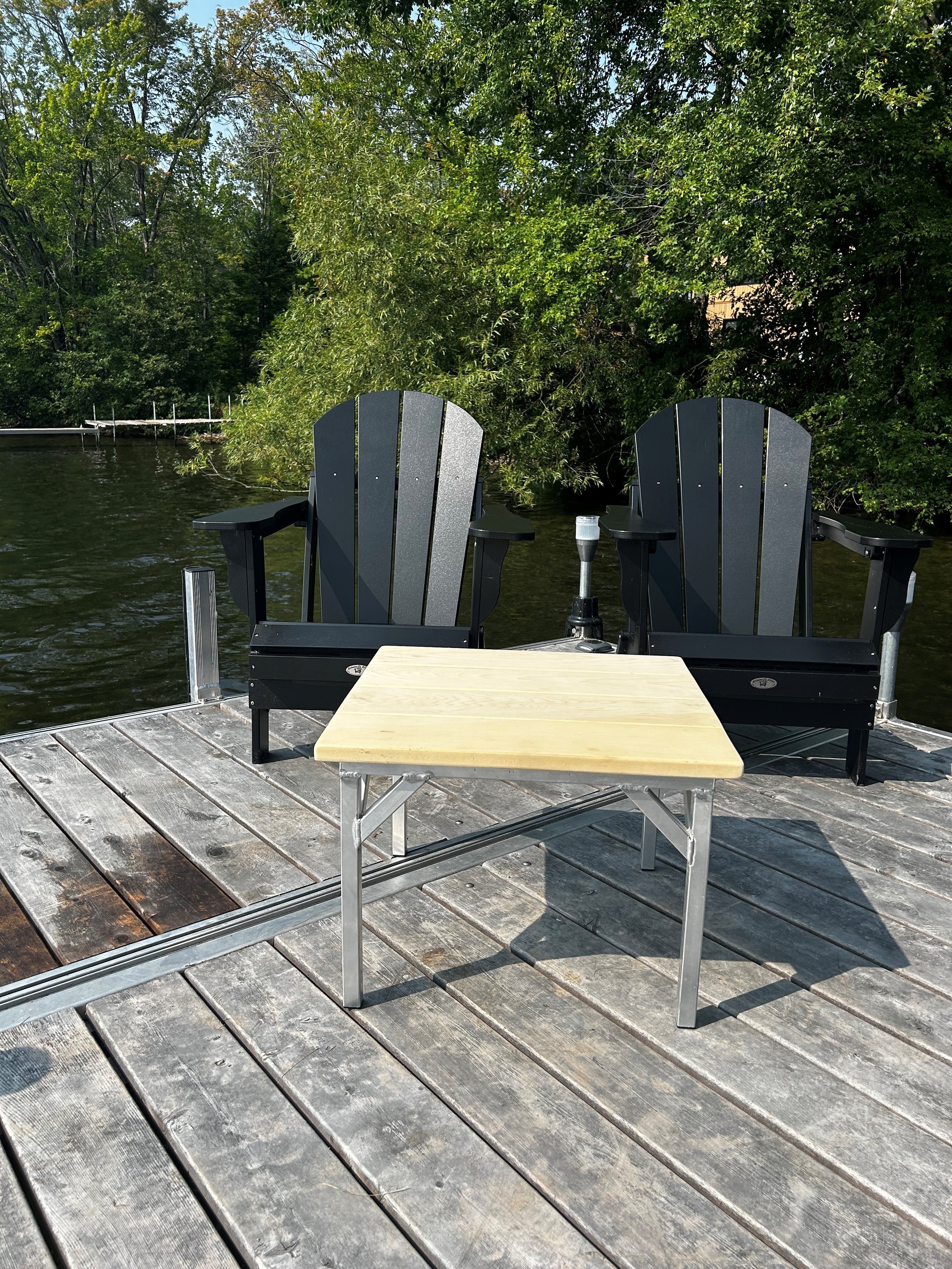Table carrée de 22'' - NOUVEAUTÉ Quai Lanaudière Saint-Donat